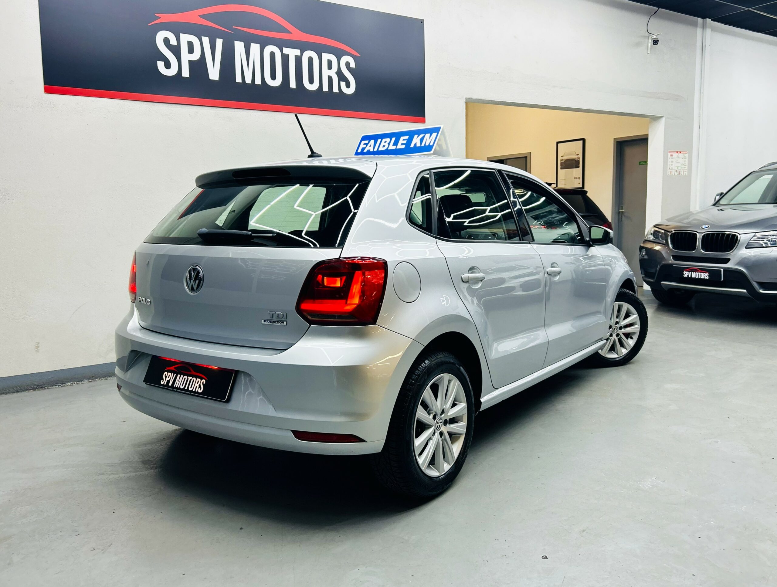 VOLKSWAGEN POLO – Image 2