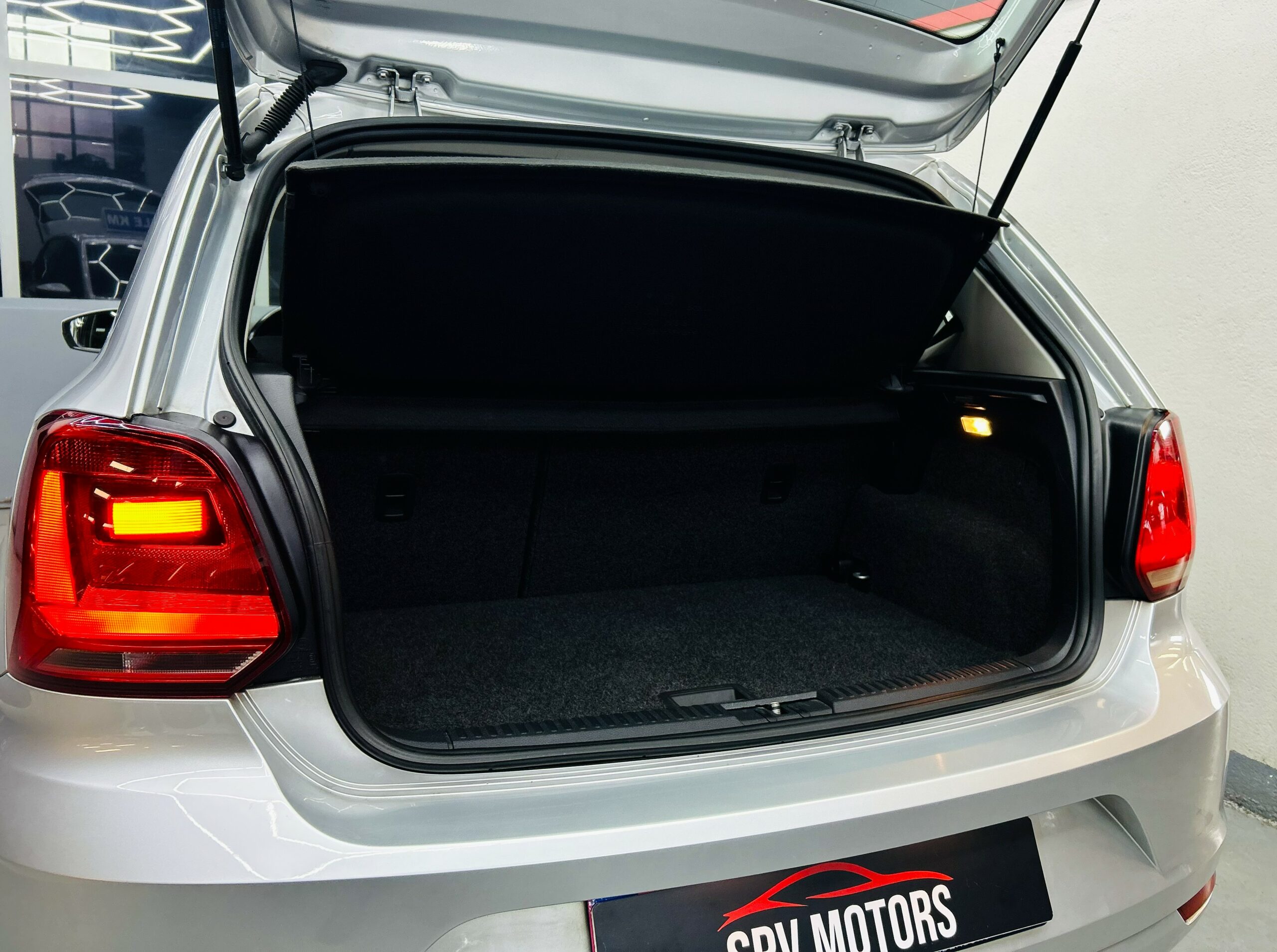 VOLKSWAGEN POLO – Image 7