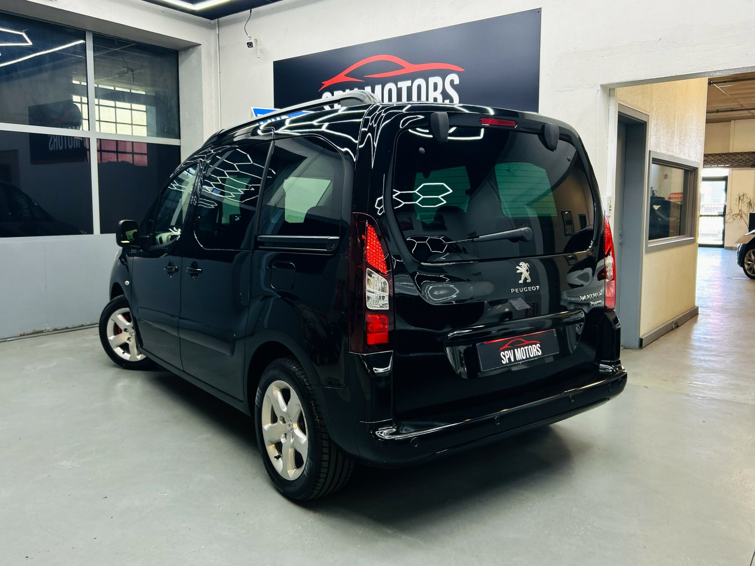 PEUGEOT PARTNER – Image 2