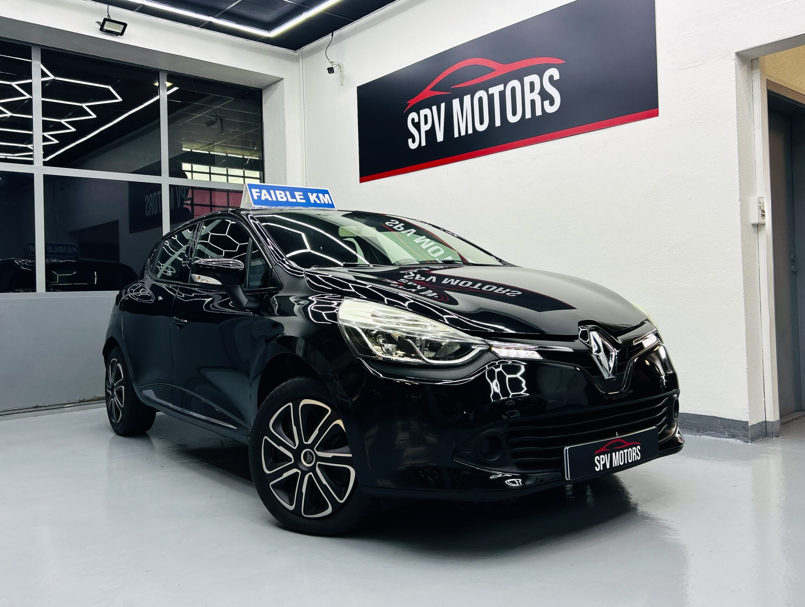 RENAULT CLIO IV