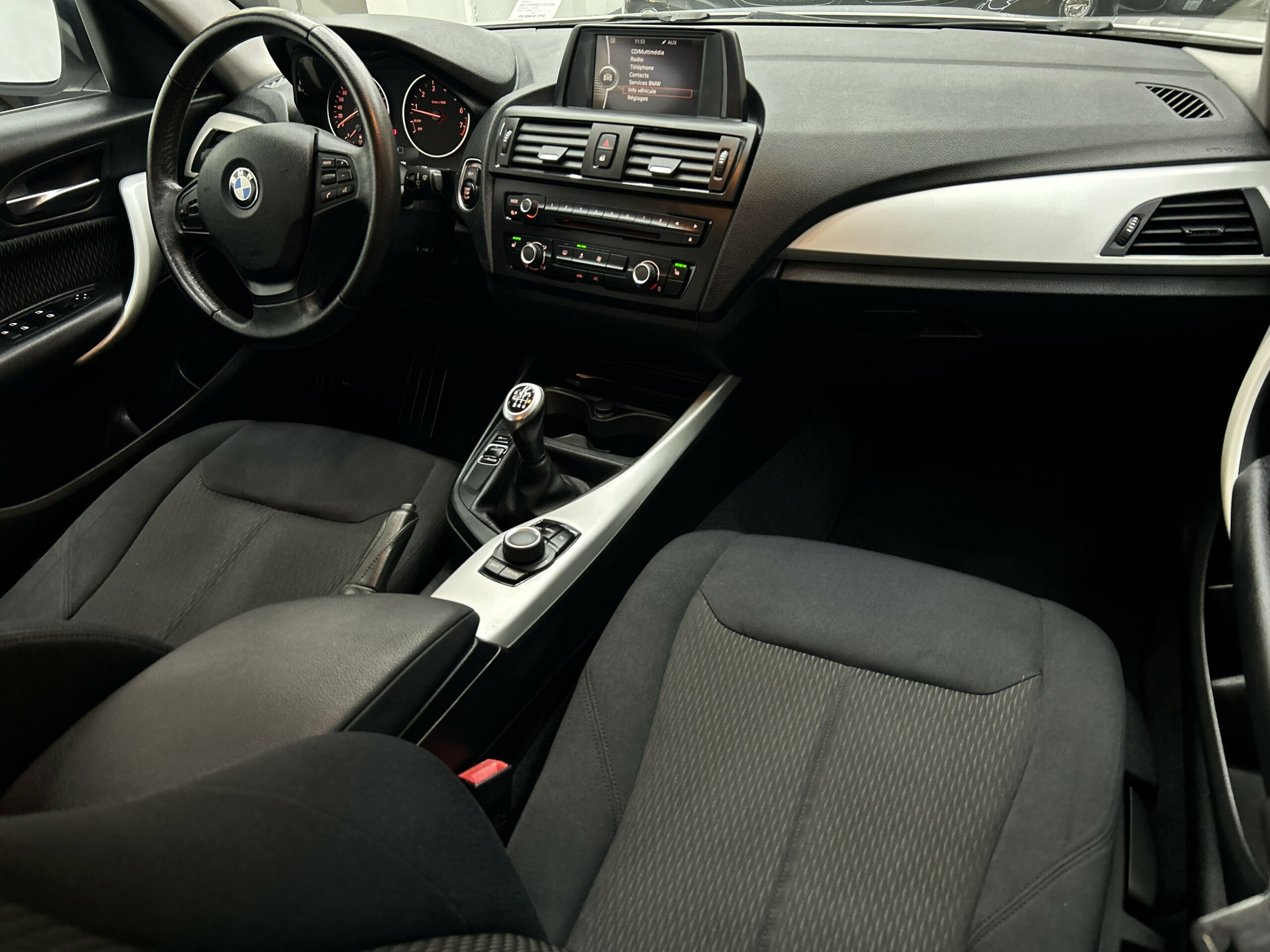 BMW SERIE 1 – Image 3