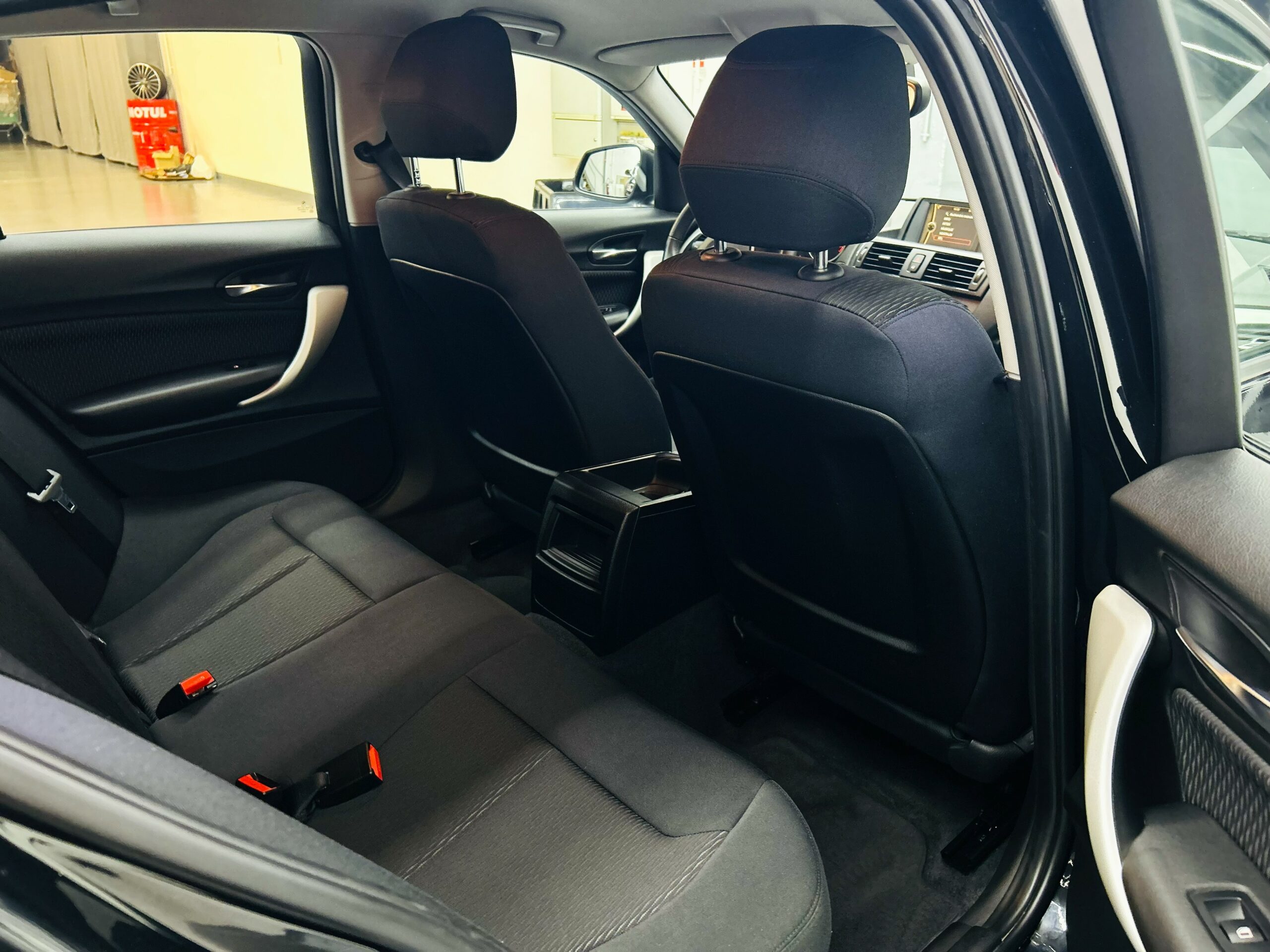 BMW SERIE 1 – Image 6