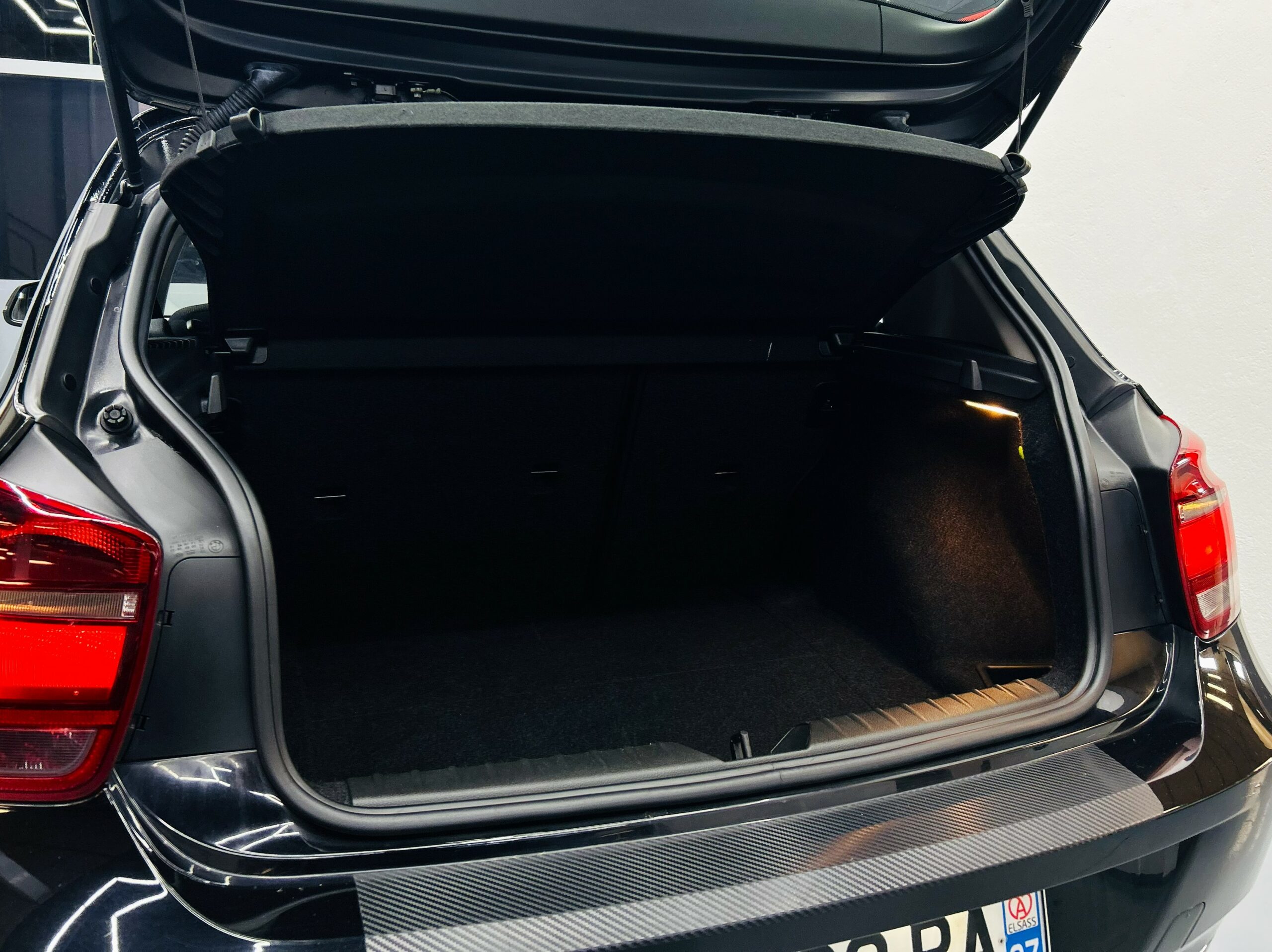 BMW SERIE 1 – Image 7