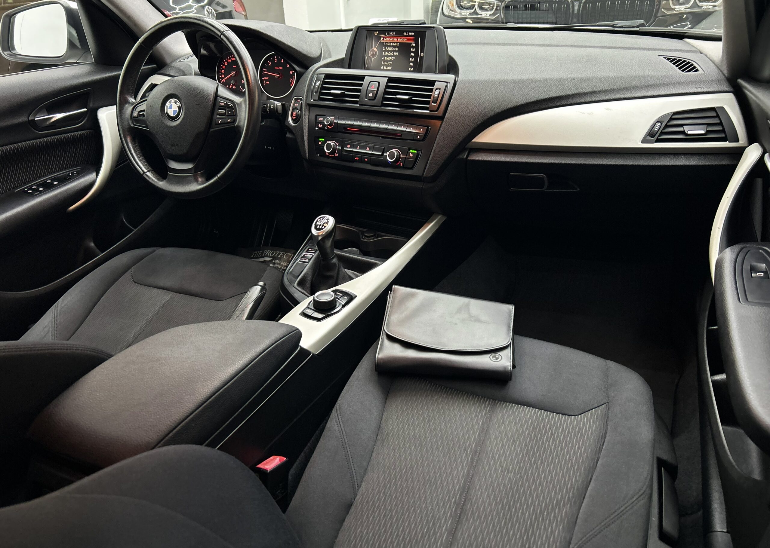 BMW SERIE 1 – Image 3