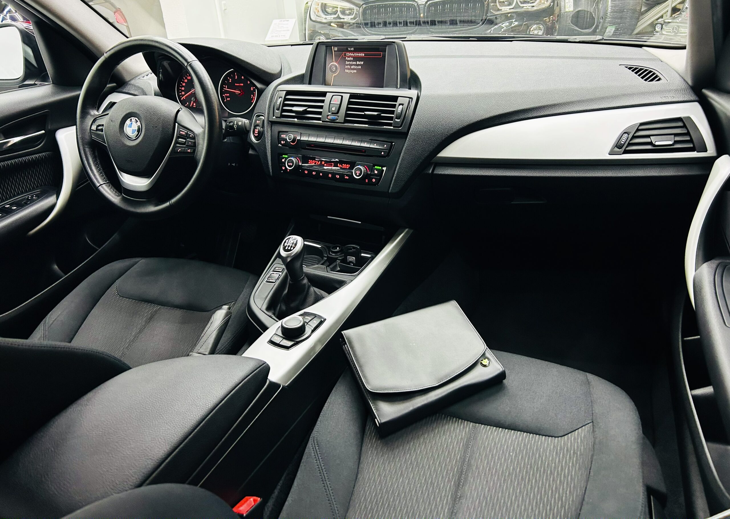 BMW SERIE 1 – Image 3